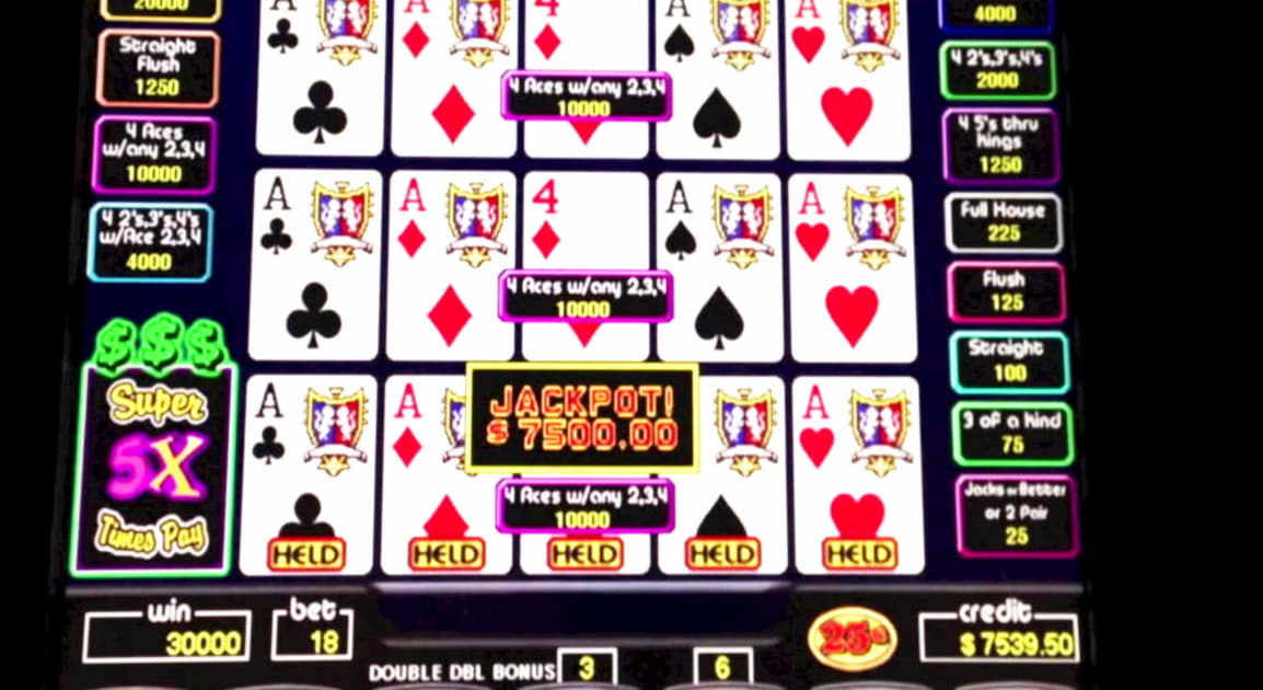 $950 Mobile freeroll slot tournament at CasiPlay Casino