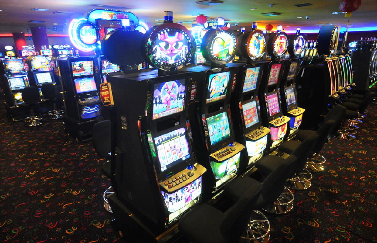 $365 Mobile freeroll slot tournament at Loki Casino