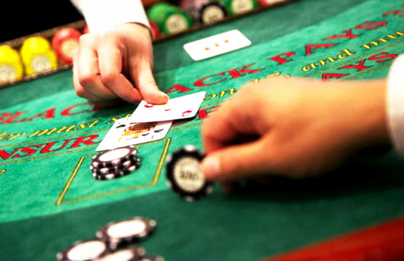 10 free spins no deposit at CasiPlay Casino