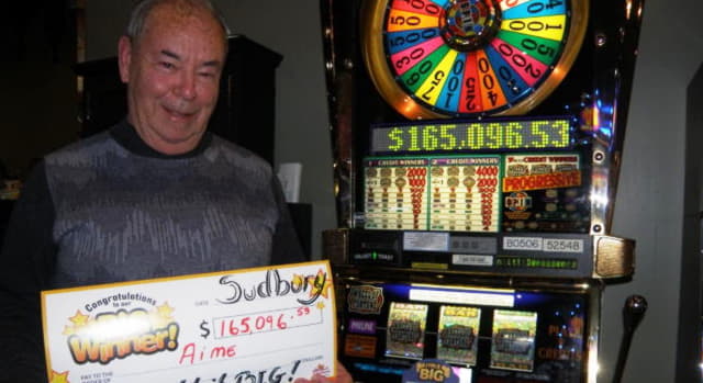 £180 Daily freeroll slot tournament at Spartan Slots Casino
