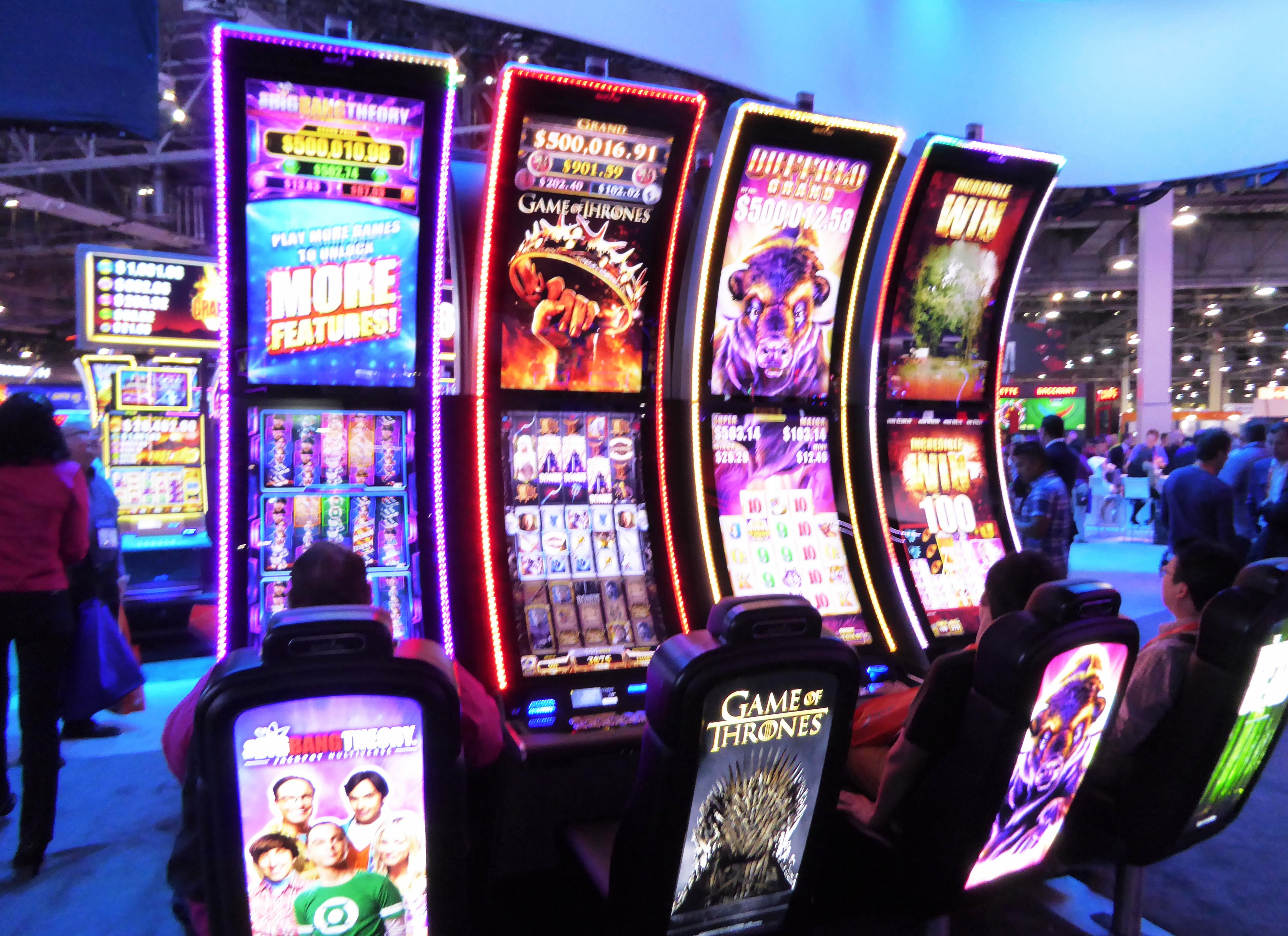 220 free casino spins at Red Flush Casino