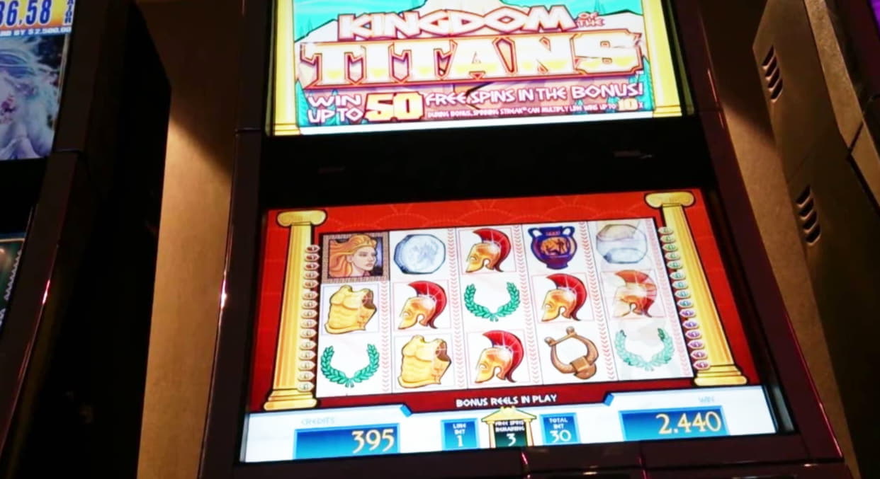 240 FREE Spins at Dunder Casino