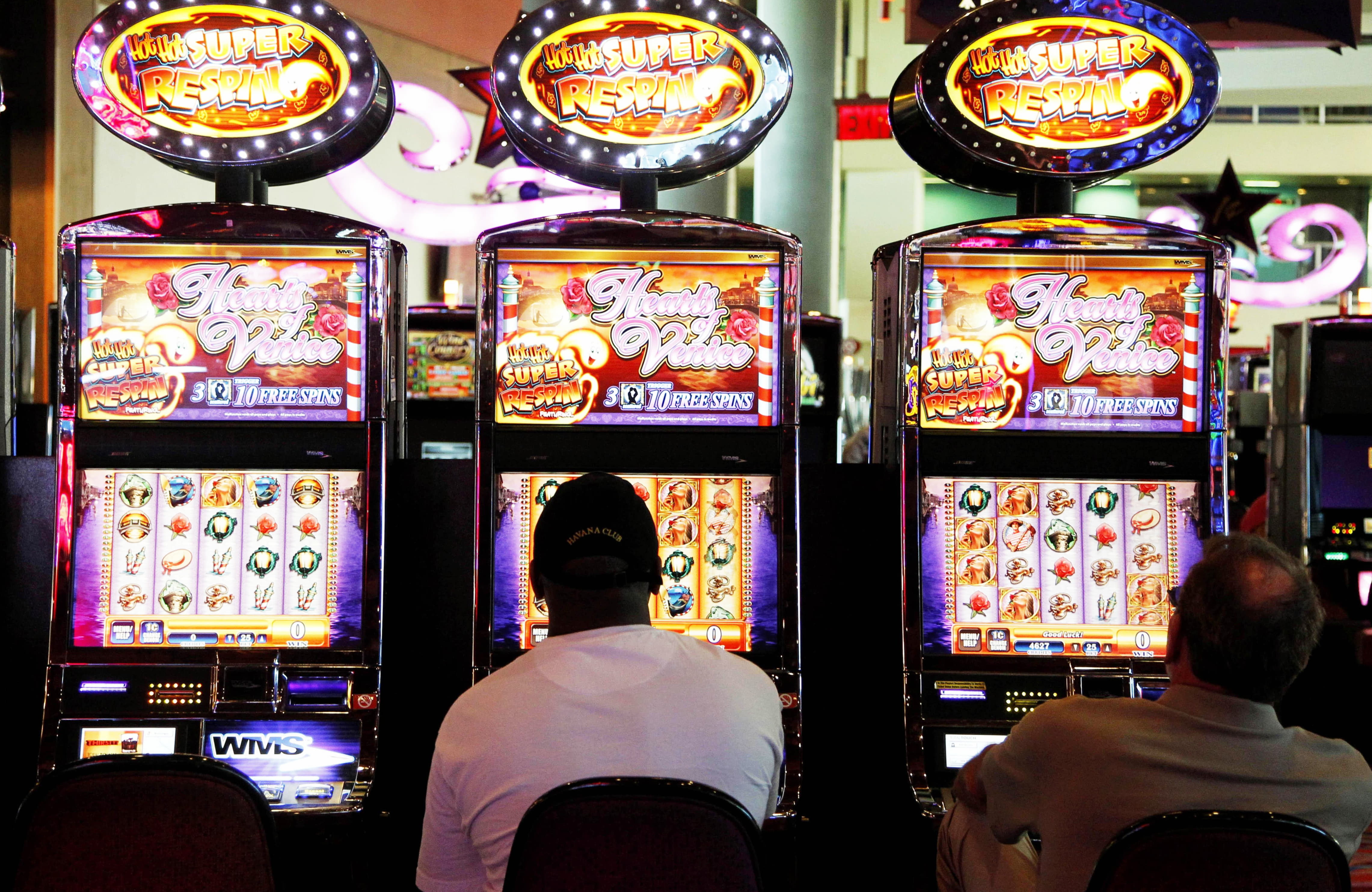 35% Casino match bonus at Oshi Casino