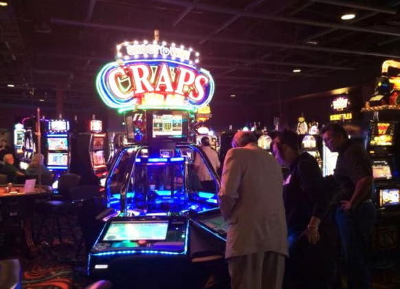 300 Free spins at CasiPlay Casino