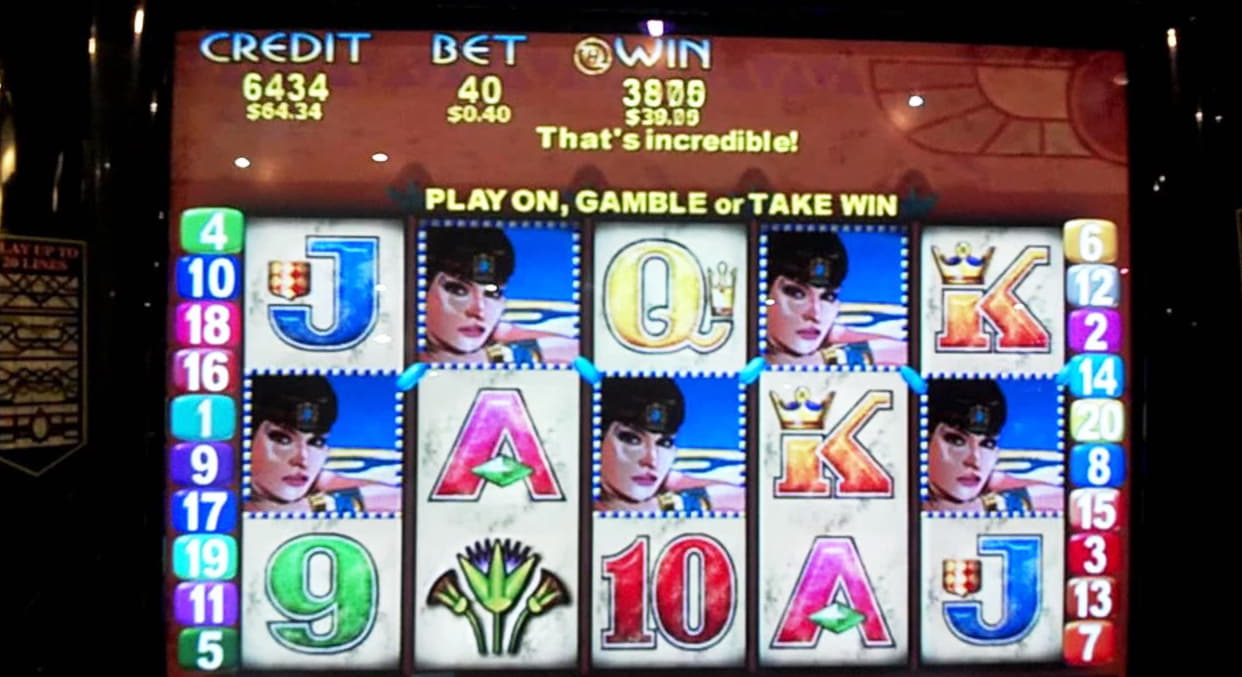 105 Loyal Free Spins! at CasiPlay Casino