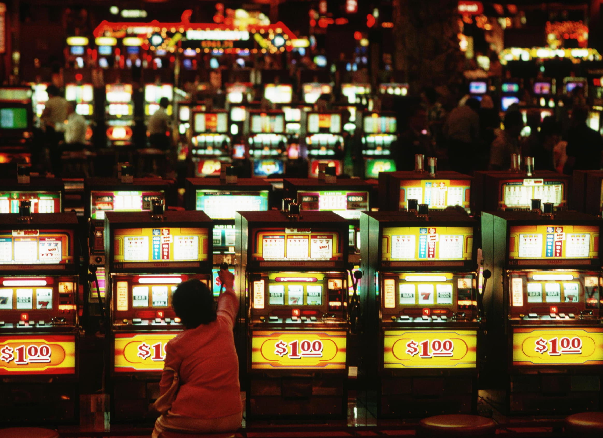 $380 Free Casino Tournament at Slotty Dubai Casino