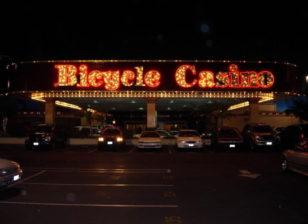 185 Loyalty Free Spins! at CasiPlay Casino