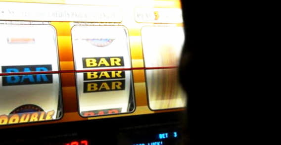 EUR 425 FREE Chip Casino at Leo Vegas Casino