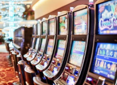 33 FREE Spins at CasiPlay Casino