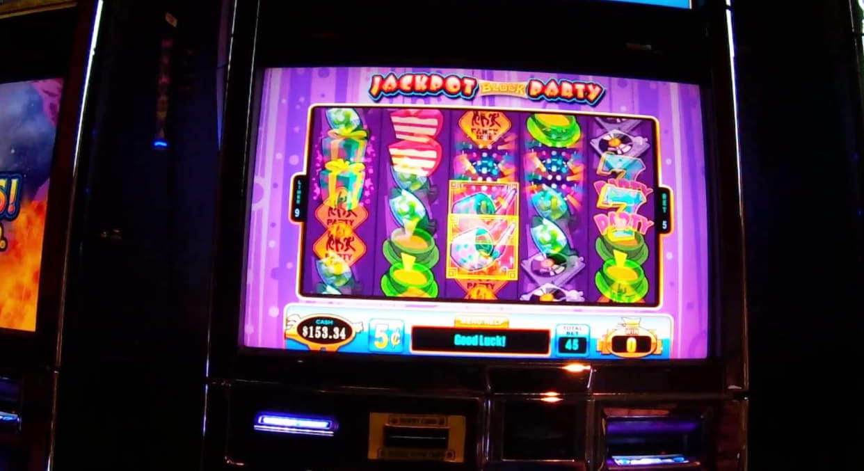 $500 Daily freeroll slot tournament at Loki Casino