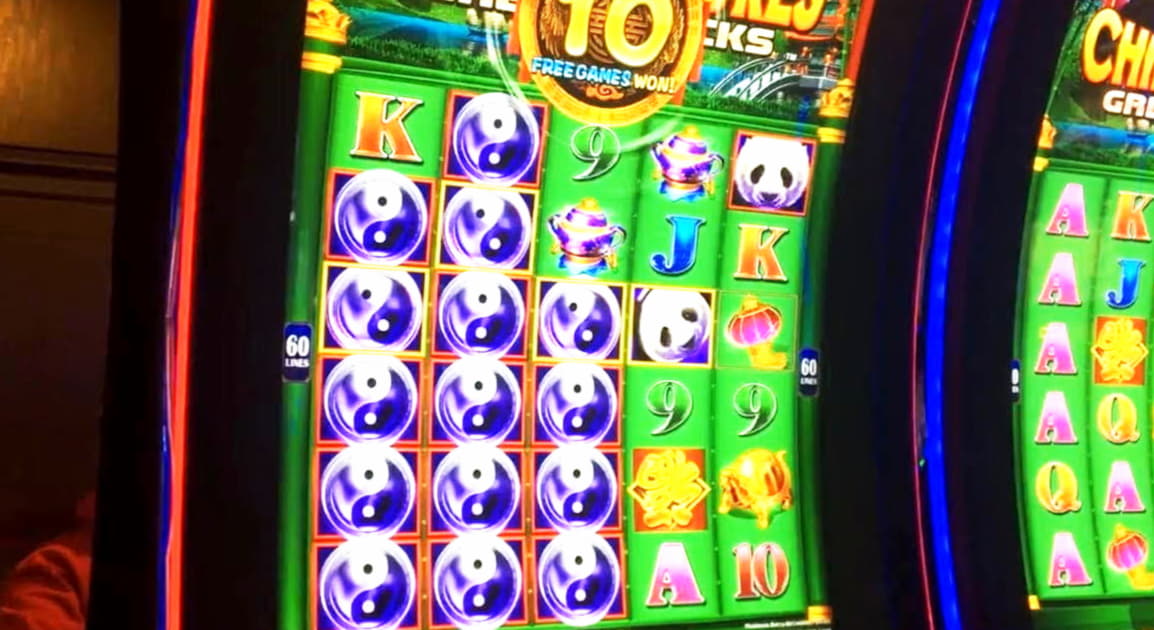 220 free casino spins at Party Casino