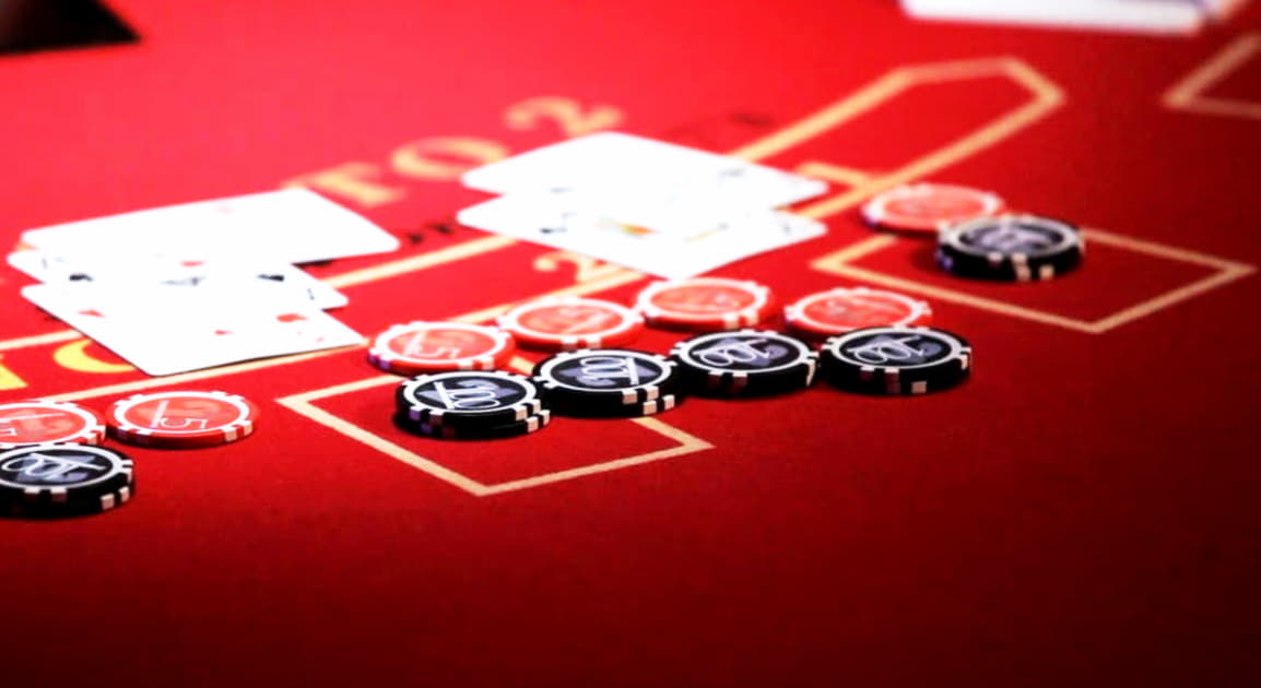 EUR 880 Mobile freeroll slot tournament at 777 Casino