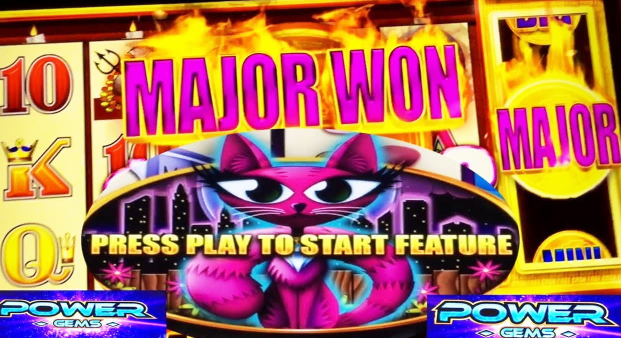 EURO 785 Daily freeroll slot tournament at Jackpot City Casino