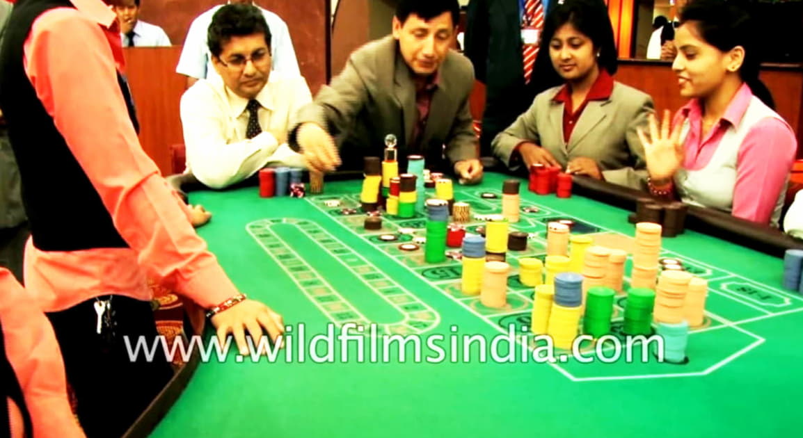 £2555 no deposit casino bonus at Party Casino