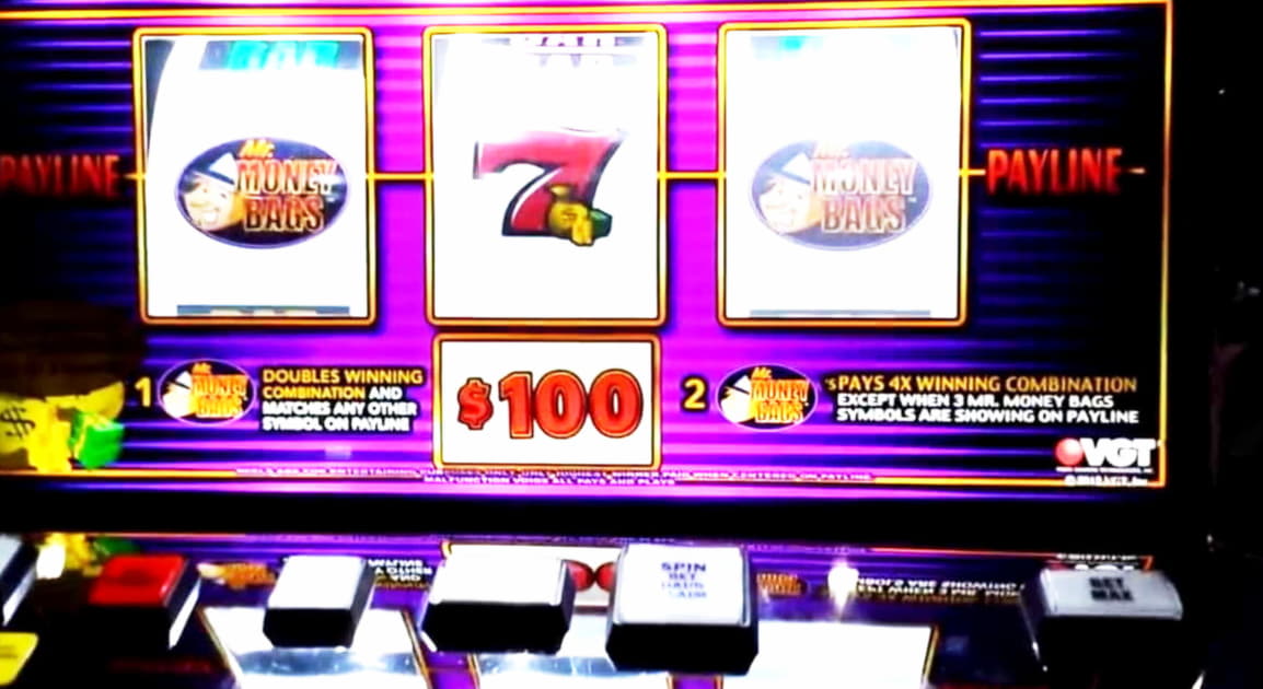 44 free casino spins at Red Flush Casino