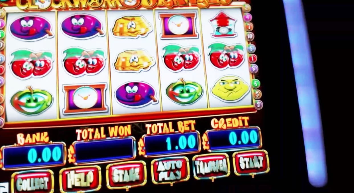325% No Rules Bonus! at Red Flush Casino