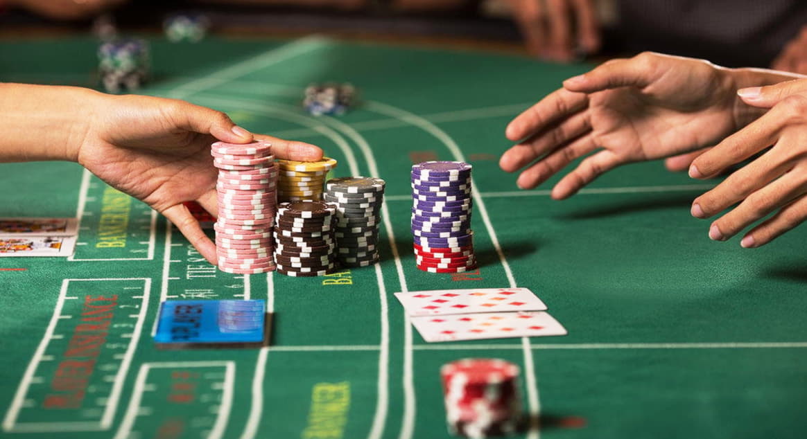 EUR 1555 No Deposit at Euro Palace Casino