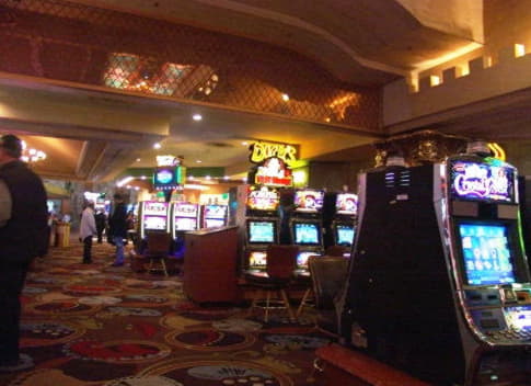 €585 Mobile freeroll slot tournament at King Billy Casino