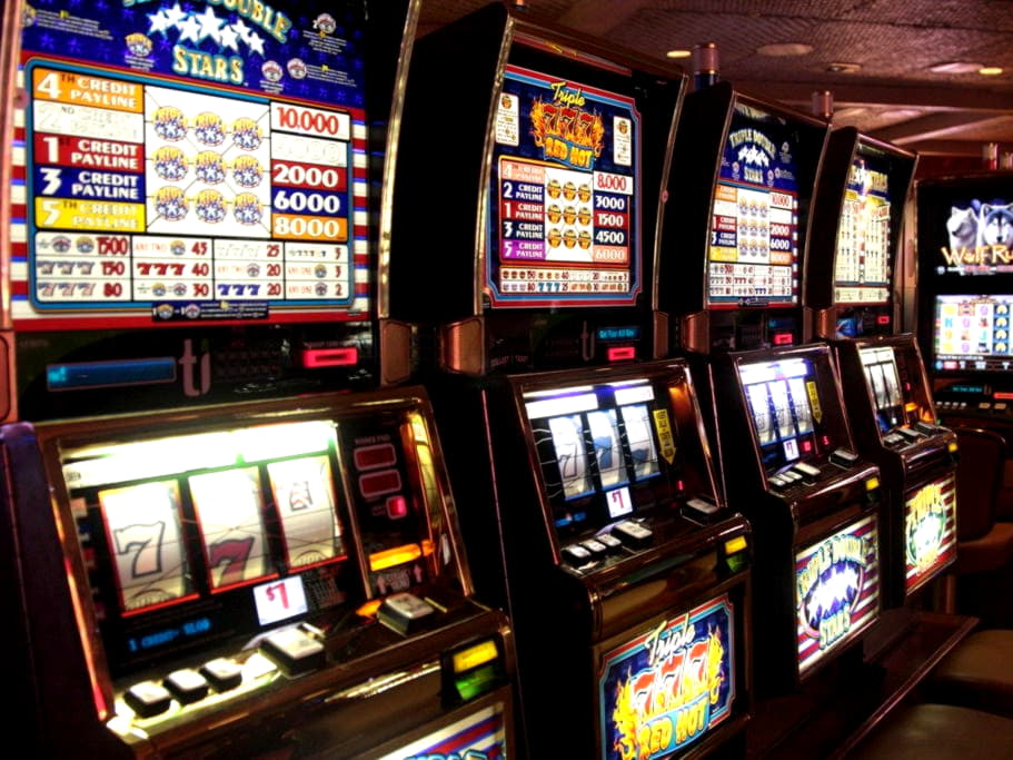240 Free casino spins at King Billy Casino