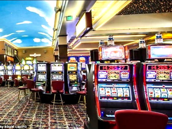 €535 Free Money at CasiPlay Casino