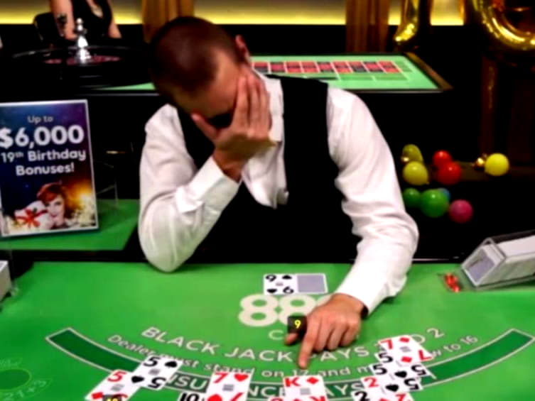 Eur 585 free chip casino at Omni Slots Casino