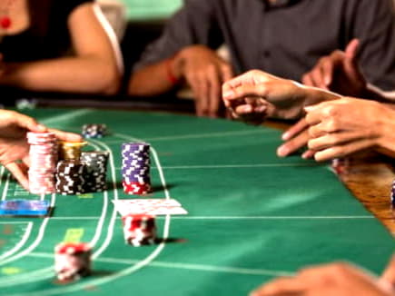 300 free spins at 888 Casino