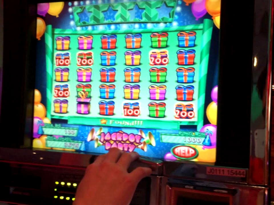 275 free spins no deposit at Slotty Vegas Casino