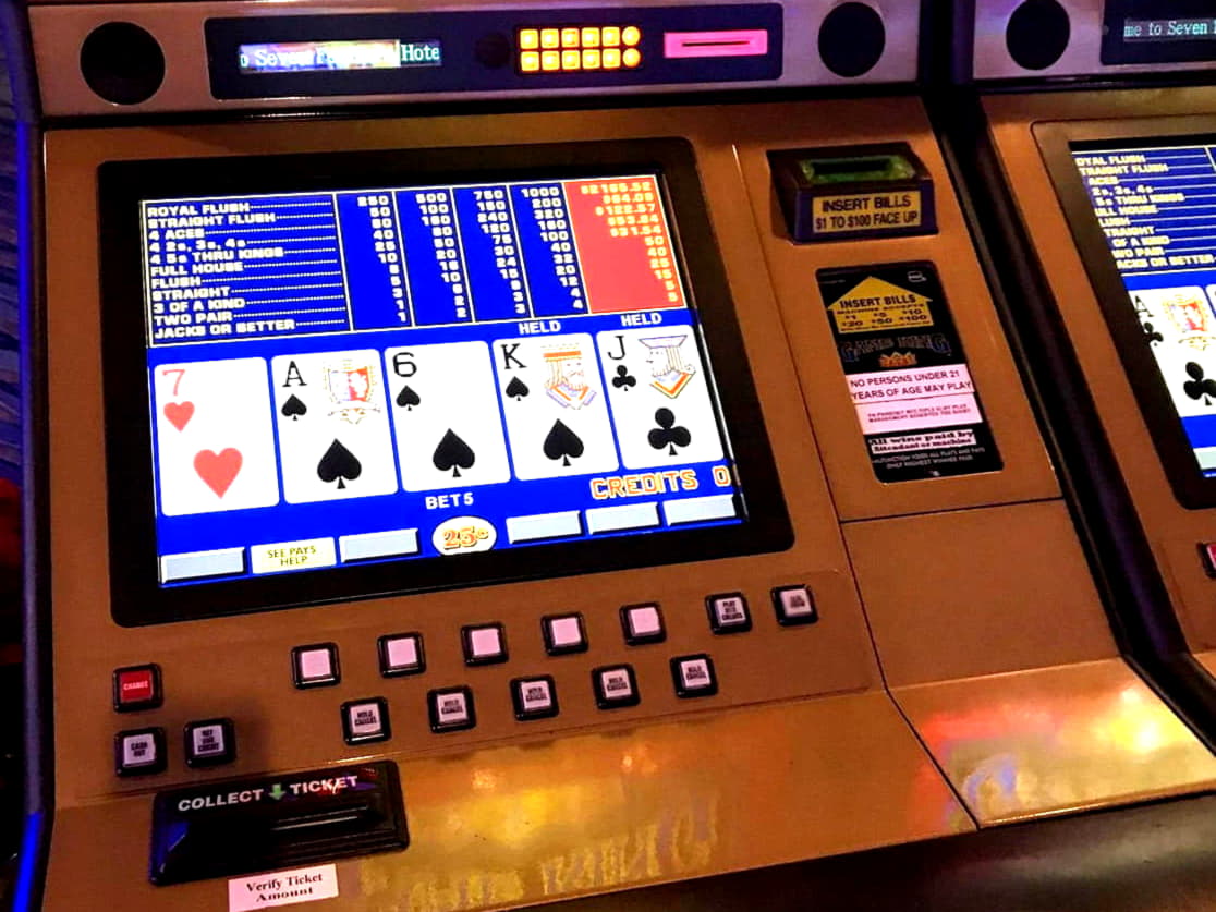 300 free spins no deposit casino at Slotty Dubai Casino