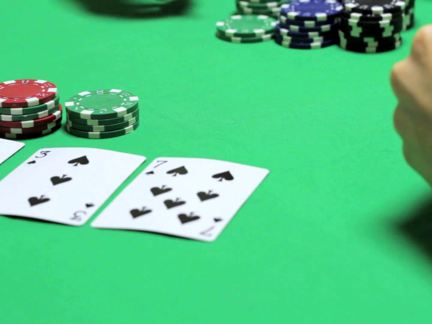 895% Casino match bonus at Leo Vegas Casino