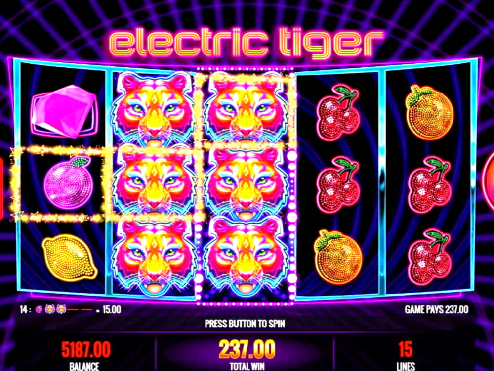 290 free casino spins at Red Flush Casino