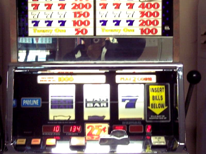 85 free casino spins at Red Flush Casino