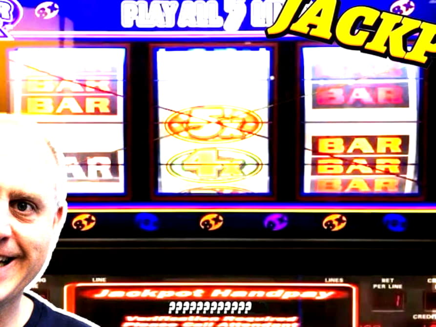 €390 Daily freeroll slot tournament at Spartan Slots Casino