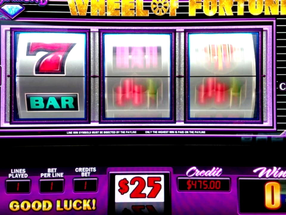 125% Casino match bonus at CasiPlay Casino