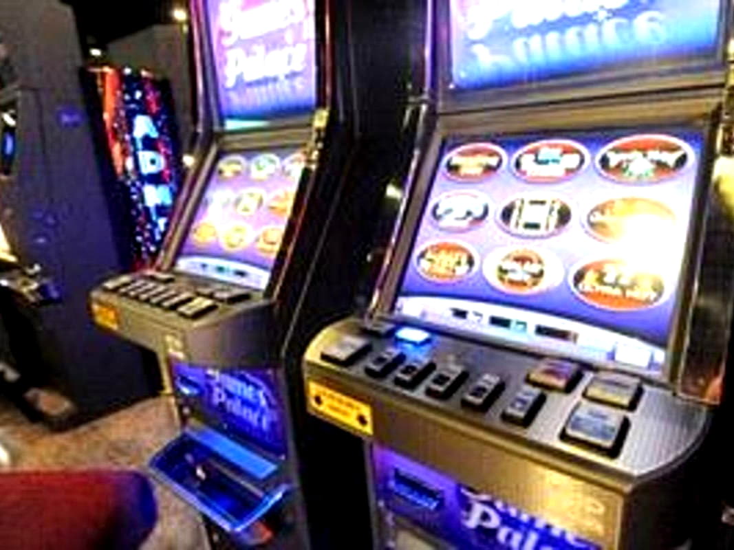 195 Loyal Free Spins! at Red Flush Casino