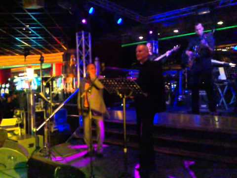 Richard met Holland Casino Band 2 - Holiday in Spain