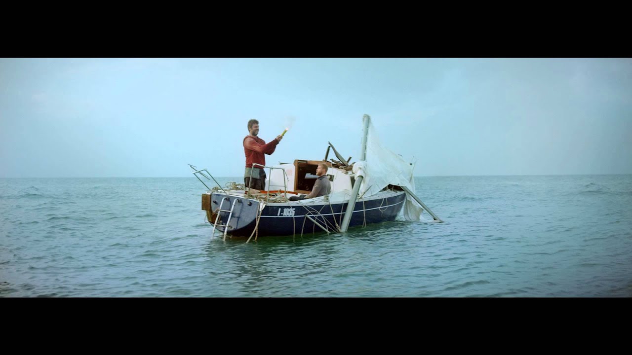 Holland Casino | Worden ze gered in hun boot?