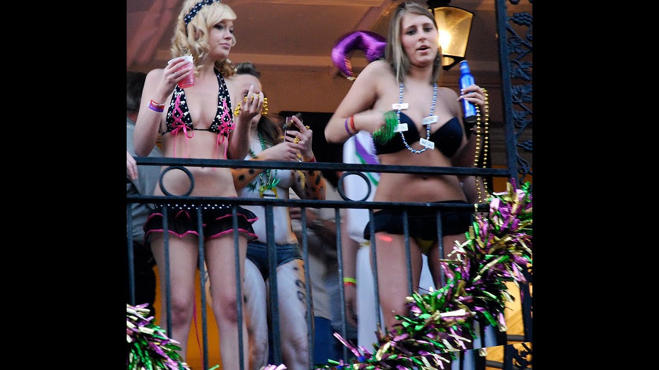 Live Stream of Mardi Gras From Cats Meow Balcony View on Bourbon Street Live cam