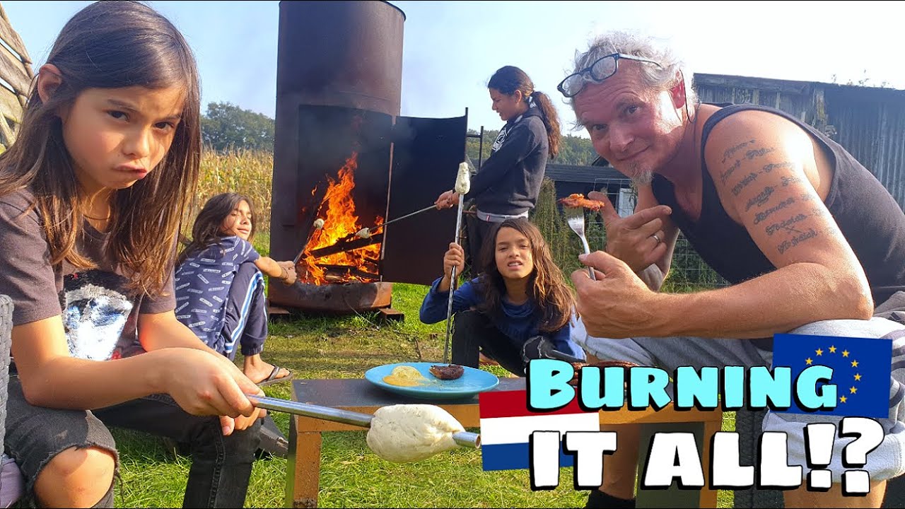 WE'RE BURNING IT ALL DOWN ? Easy Peasy Campfire Bread Recipe ? The Hightrees ? Family Vlog