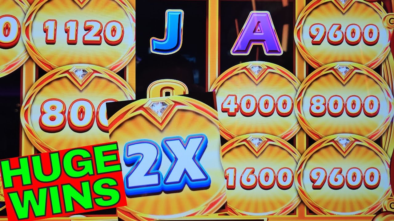 Everyone At Casino Was Watching Me WINNING On Slot Machine NON STOP