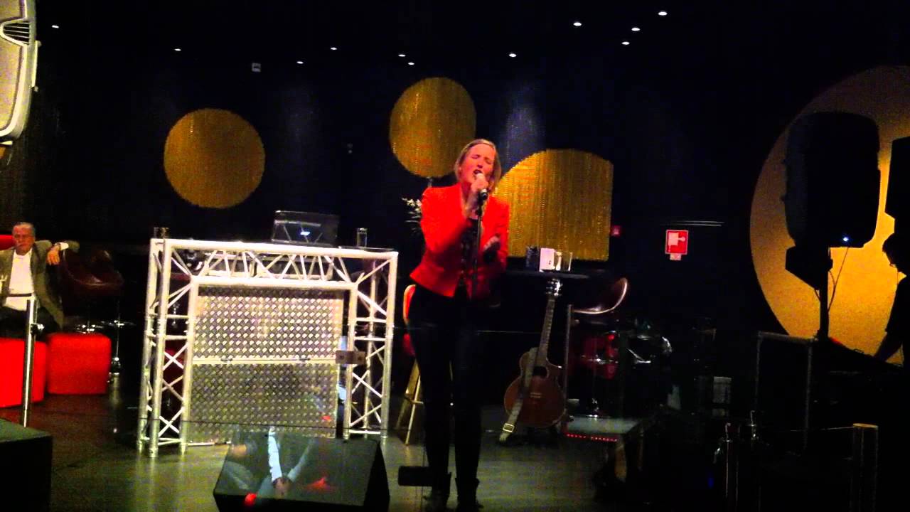 Leonie Meijer - Just say Yes // Holland Casino Leeuwarden 29-07-11